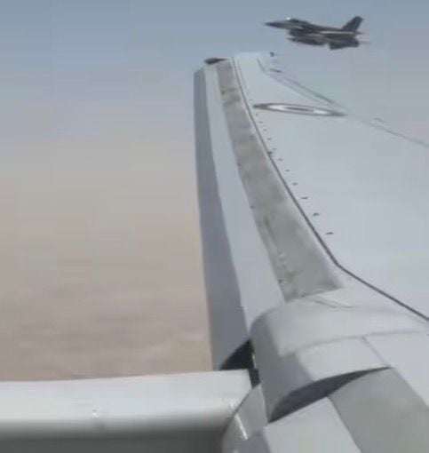 UAE F-16 Jets Escort PM Modi’s aircraft UAE F-16 Jets Escort PM Modi’s aircraft